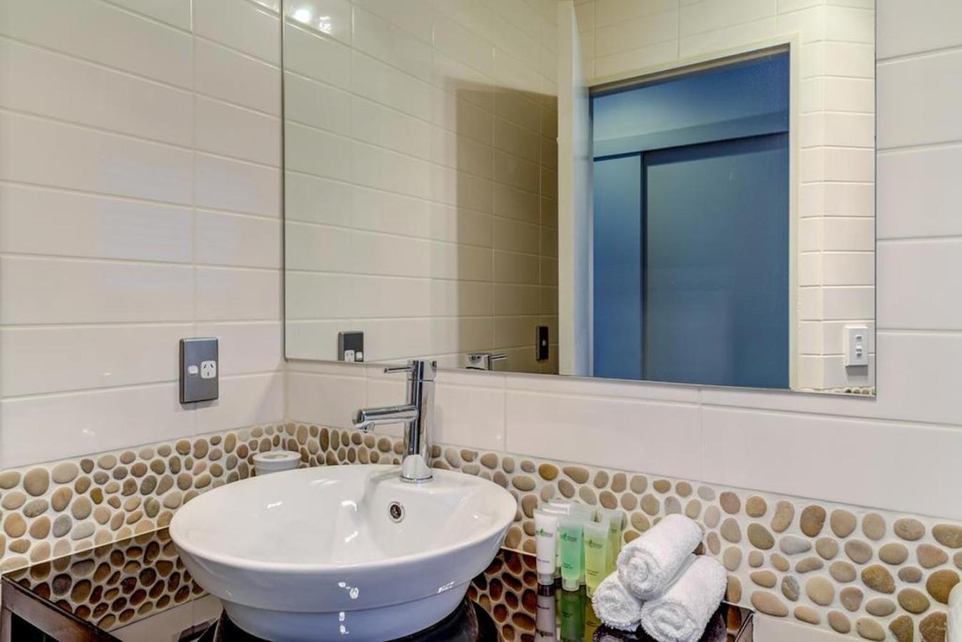 Lakefront Luxury Penthouse Central 皇后镇 外观 照片